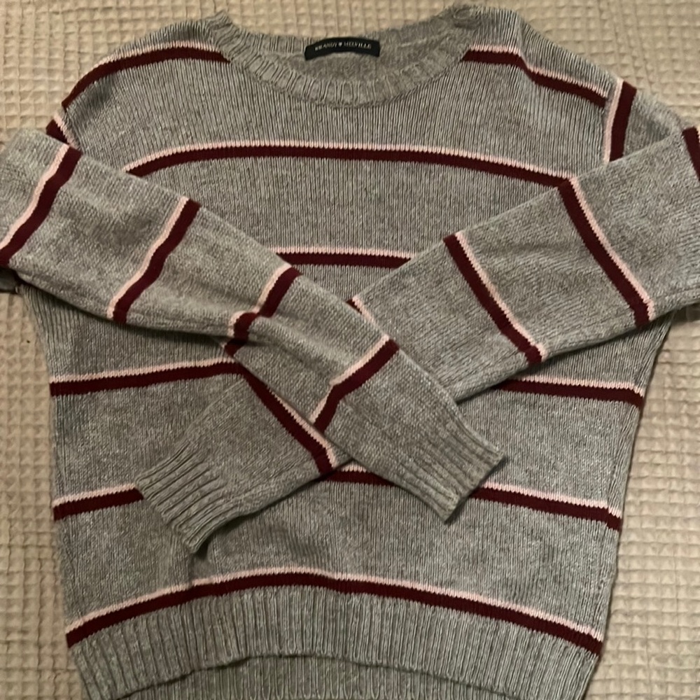 brandy melville knit sweater/cardigan